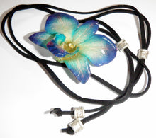 Load image into Gallery viewer, Real Orchid Flower Jewellery - One Of A Kind (40)
